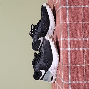 Womens Nike Air Max Sz 9.5